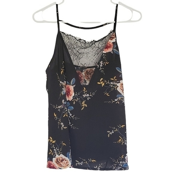 1035 * Unbranded Spaghetti Strap Floral Top with Lace Black Size L - Picture 1 of 9